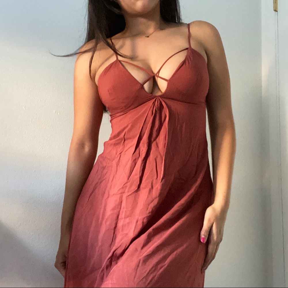 UO Rusty Burgandy Midi Dress